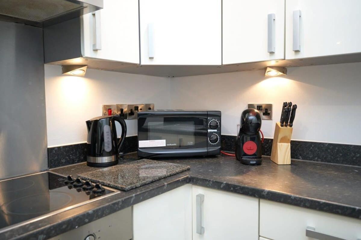 Lovely 2 Bedroom Apartment In Preston Preston  Esterno foto